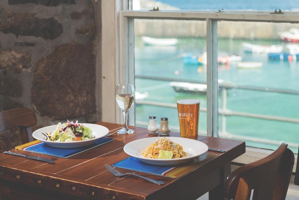 The Ship Inn เพนแซนซ์ ภายนอก รูปภาพ